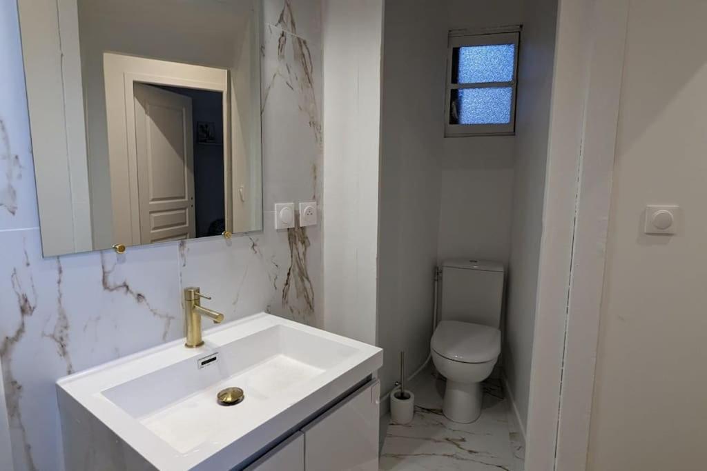 Cosy Queen -3Ch- Centre Ville & Parking Privee - Wifi Haut Debit Pau Exterior foto