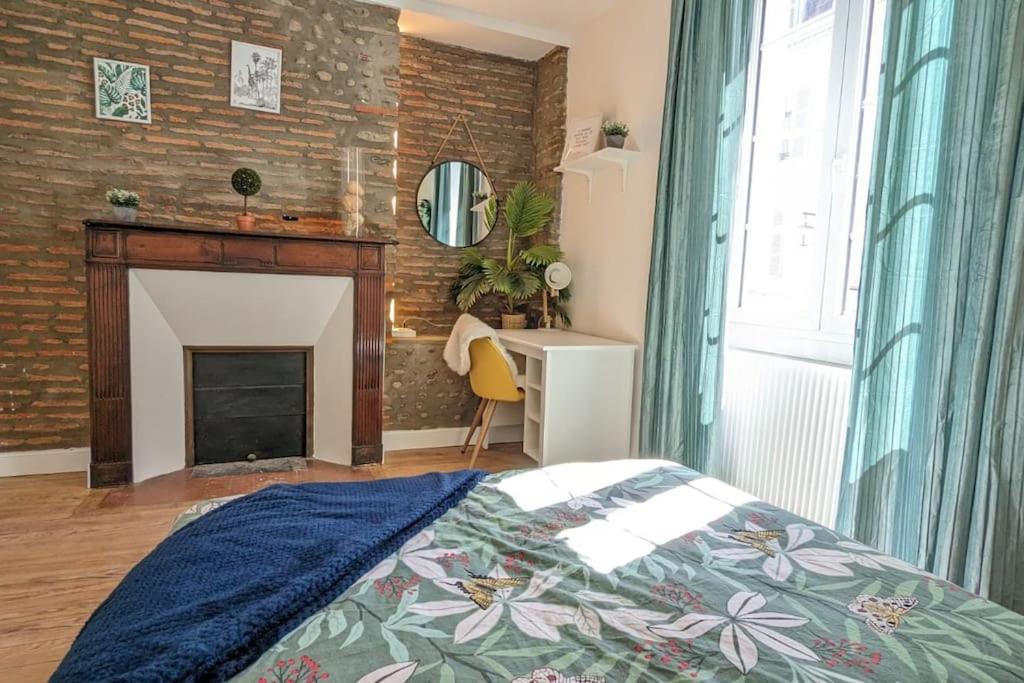 Cosy Queen -3Ch- Centre Ville & Parking Privee - Wifi Haut Debit Pau Exterior foto